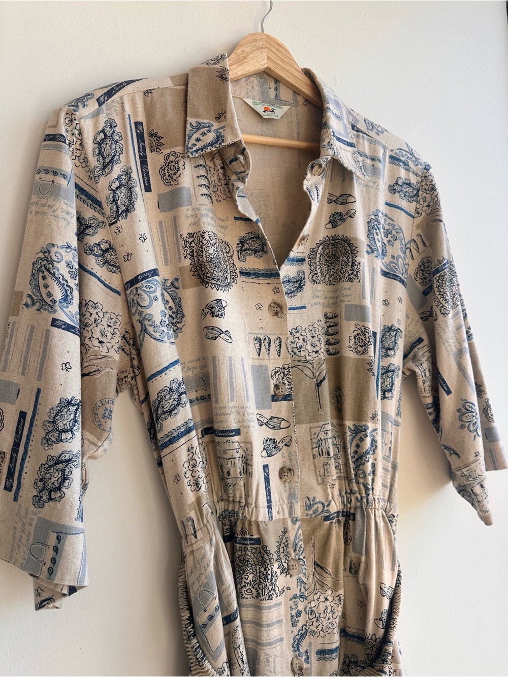 Rare Vintage Linen 70s/80s Printed Button-Front Midi Dress with Tie Waist - Picture 3 of 15